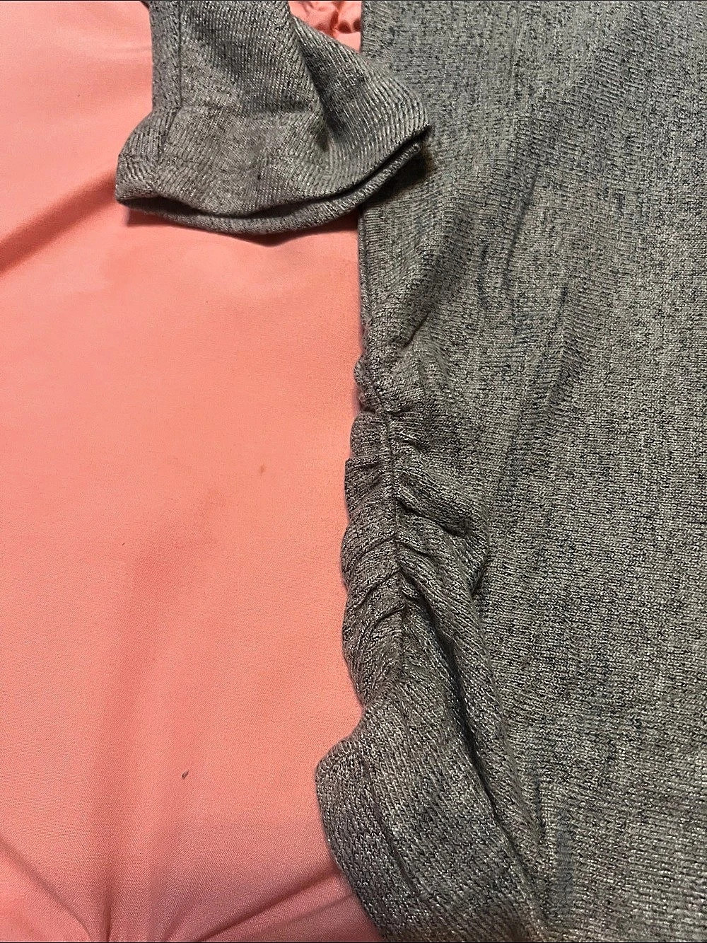 Long Sleeve Top in Gray Size Medium Like New - Picture 3 of 4